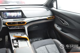 长安汽车-长安UNI-T-2.0T 运动版 领航型