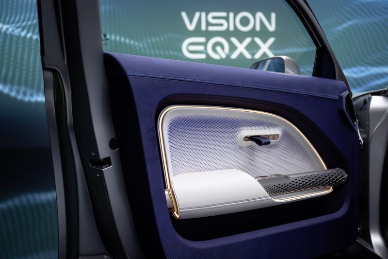 奔驰VISON EQXX全球首发！风阻系数低至0.17，百公里个位数能耗