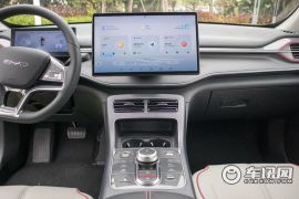 比亚迪-驱逐舰05