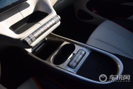 比亚迪-海豚-405KM 时尚版