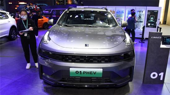 保险涨3百变化不大，领克01插混年养车1万2贵在哪？