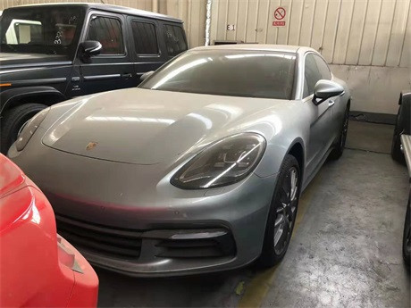 2020款保时捷panamera4s29t墨版168w