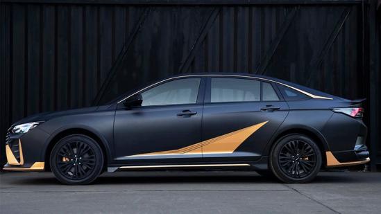 破百比影豹快还便宜，花10多万买奕炫MAX暗夜版值吗？