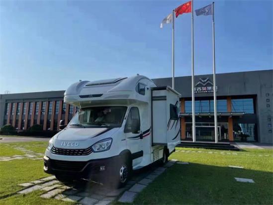 云游侧拓展国六依维柯房车，大厂优势国内性价比之王