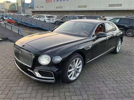 22款宾利飞驰4.0T欧版335万女神节特惠 
