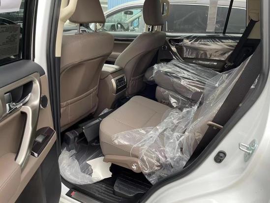 22款雷克萨斯GX460天津港售价100余万  