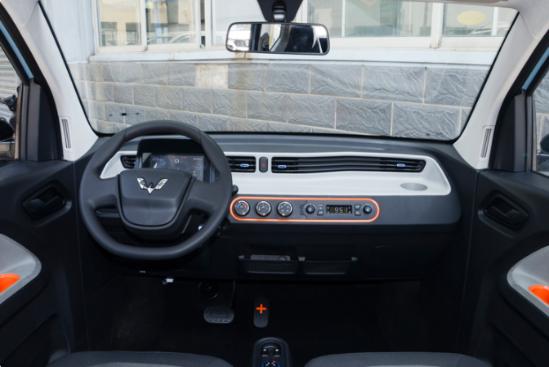 眼红宏光MINI EV，三款“大厂”低价小车来袭，谁能跟五菱抢市场？