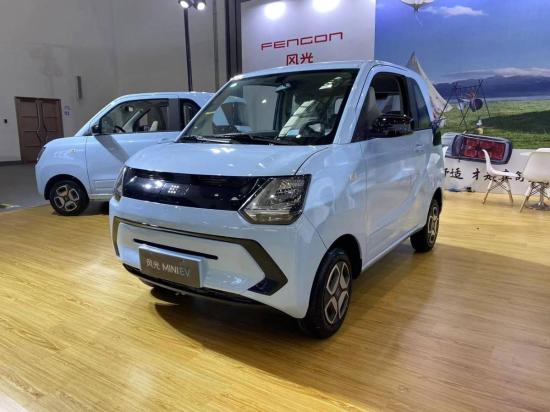 眼红宏光MINI EV，三款“大厂”低价小车来袭，谁能跟五菱抢市场？