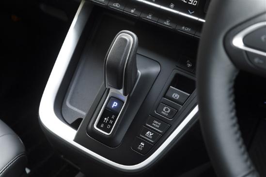 真正适合普通家庭的车？丰田新一代主力MPV车型Noah/Voxy图解