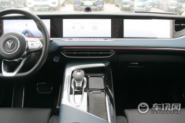 岚图汽车-岚图FREE-四驱增程版尊享包