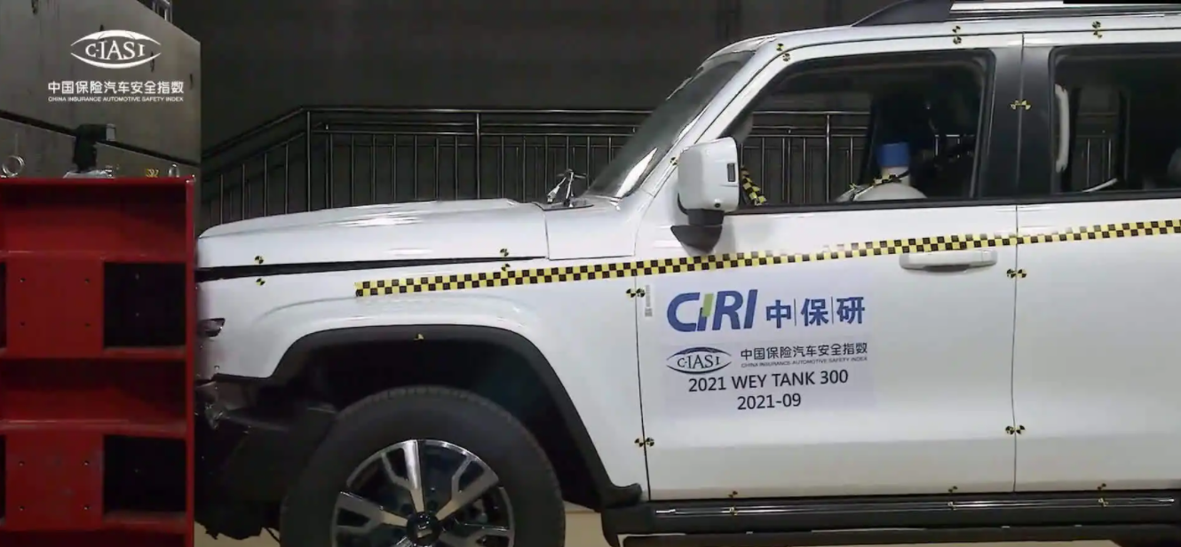 没有辜负消费者信赖，坦克300中保研碰撞测试，多项成绩拿G