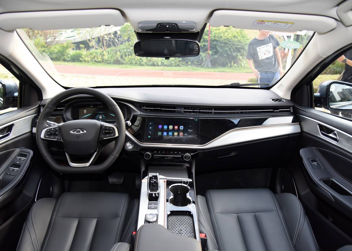 颜值好评，名字却一言难尽，奇瑞全新SUV离爆款又要差点意思？