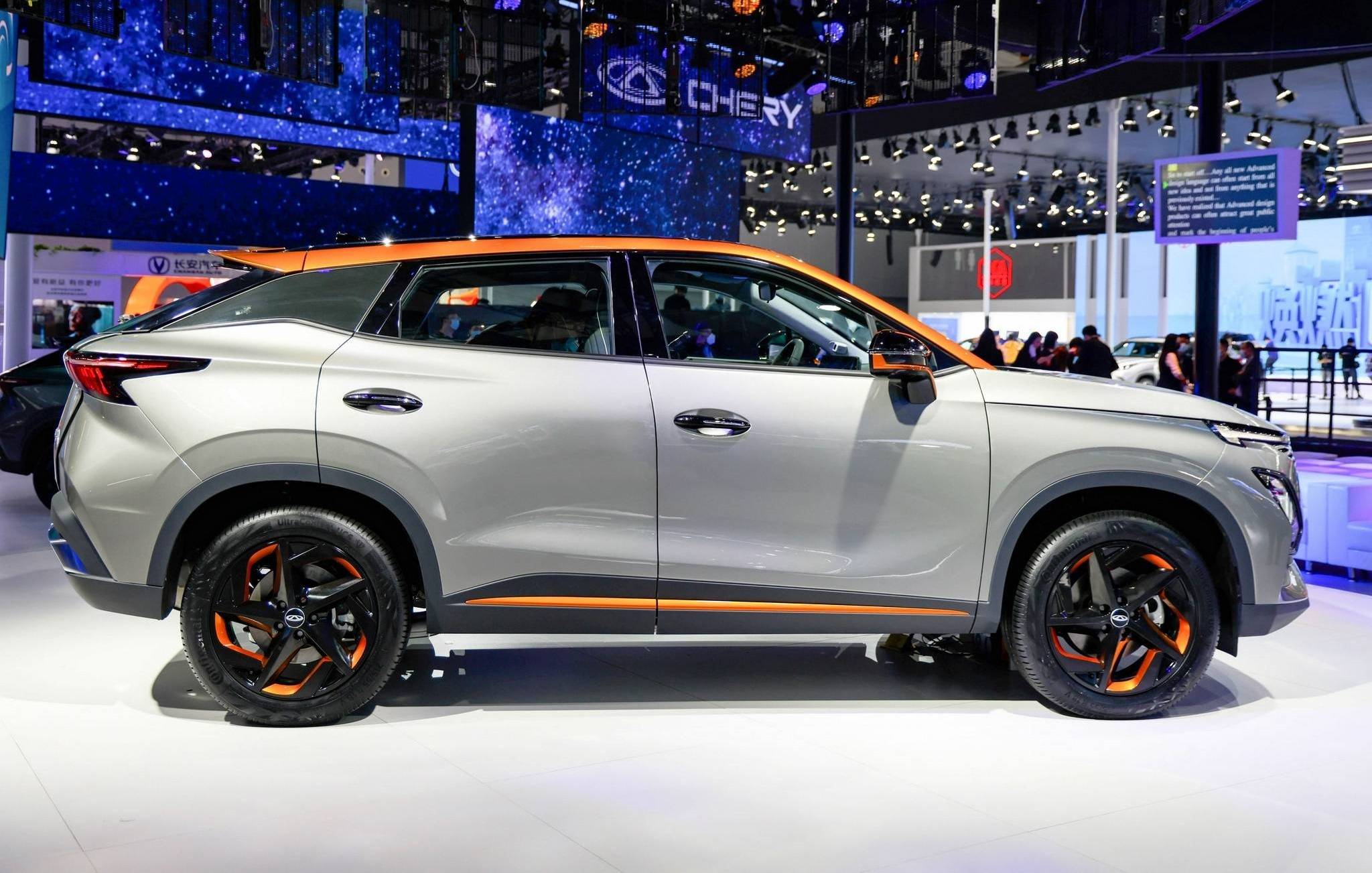 颜值好评，名字却一言难尽，奇瑞全新SUV离爆款又要差点意思？