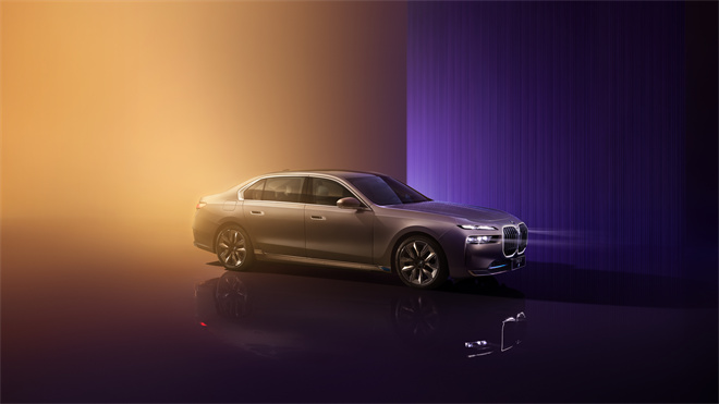 齐普策：创新BMW i7是最强的7系