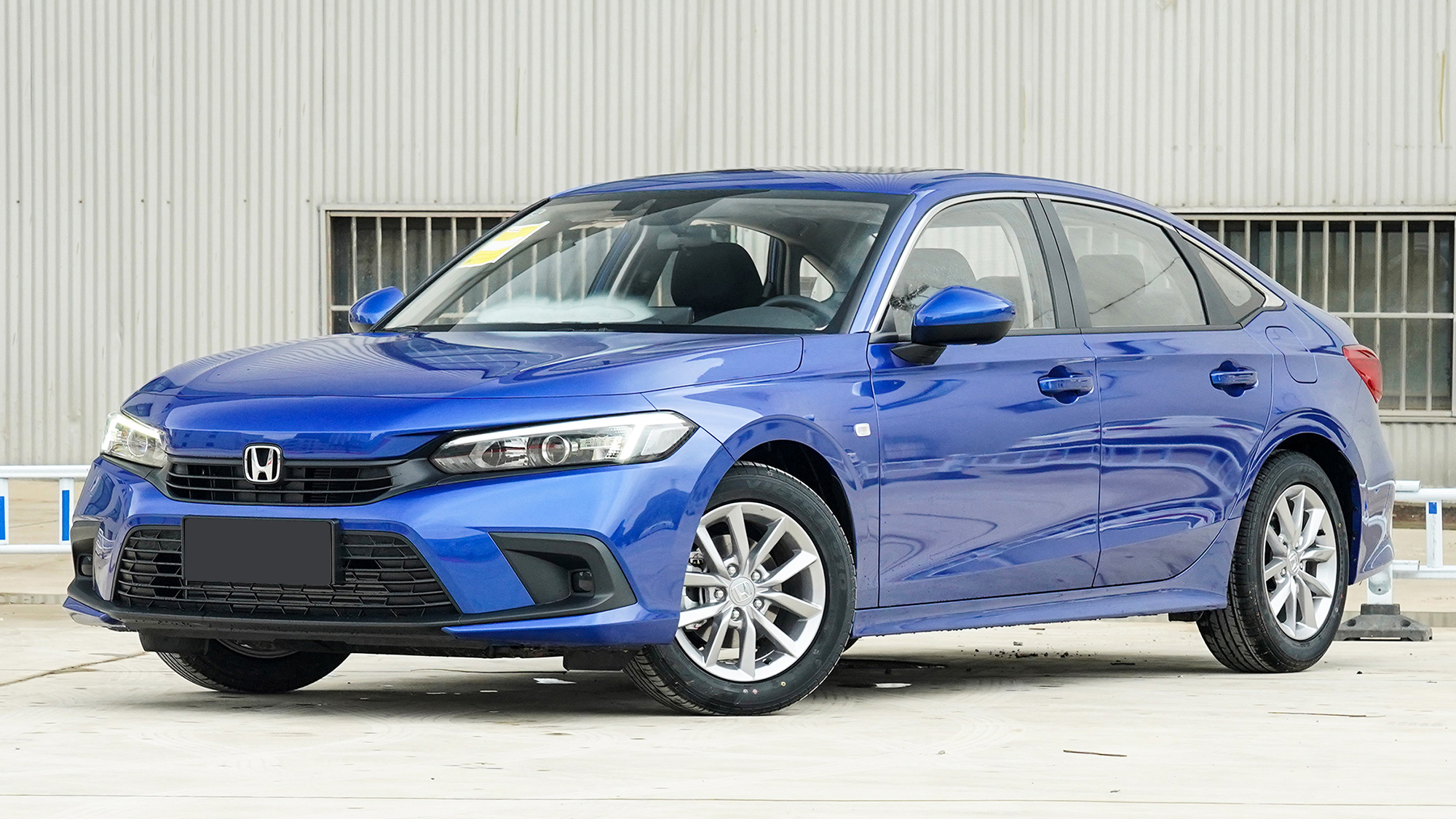 4月车市集体暴跌，只有比亚迪杀疯了