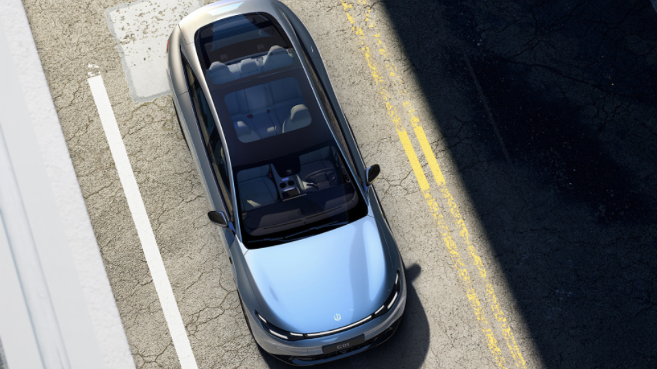 便宜而且底盘不错，知名度一般的零跑C01，比汉EV更好？