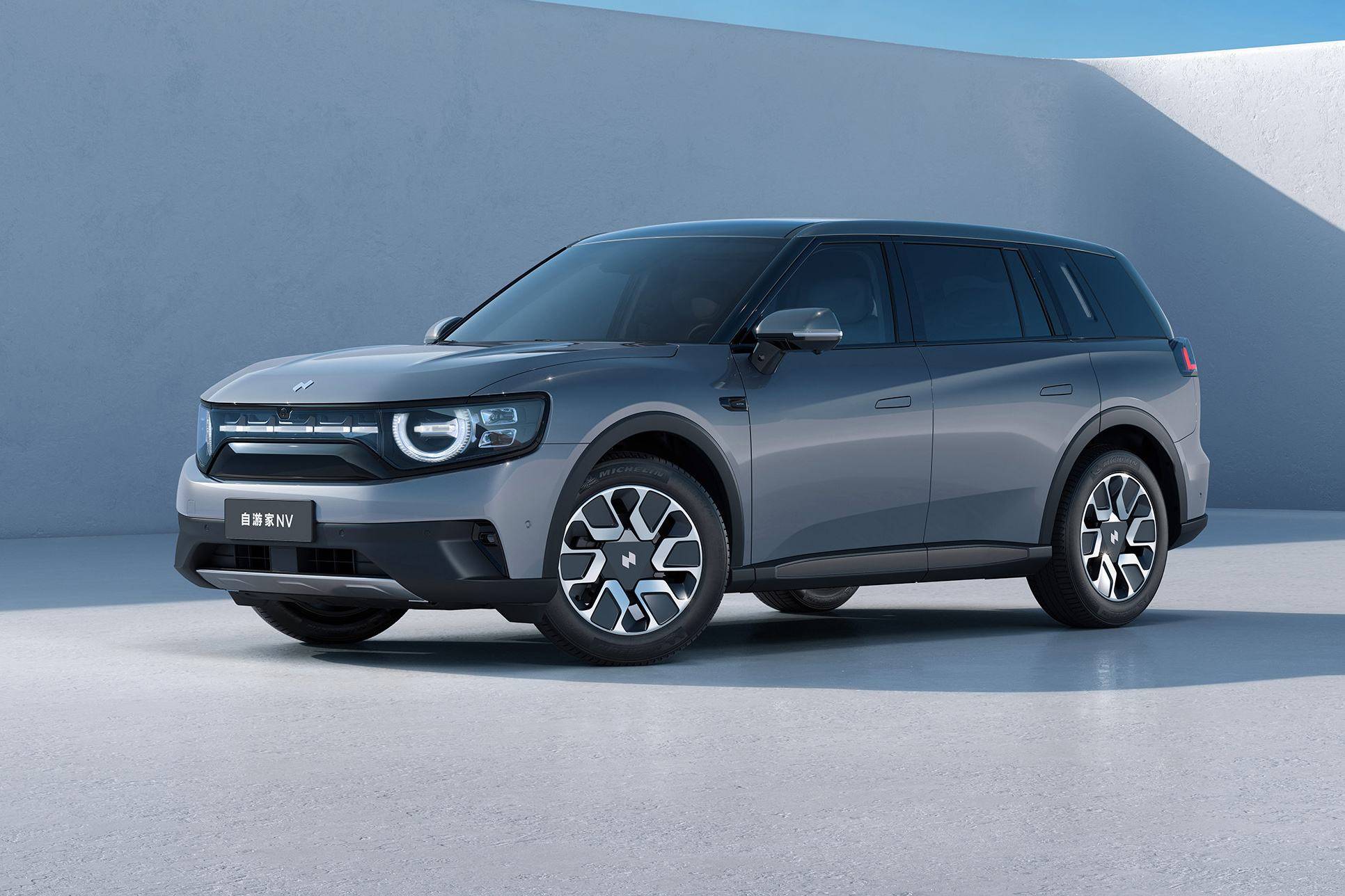 四大国产“旗舰”SUV：理想L9最受关注，长安联合华为冲高端？