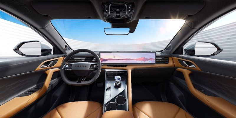 6秒破百/综合续航1050km 全新第三代荣威eRX5混动系统详解