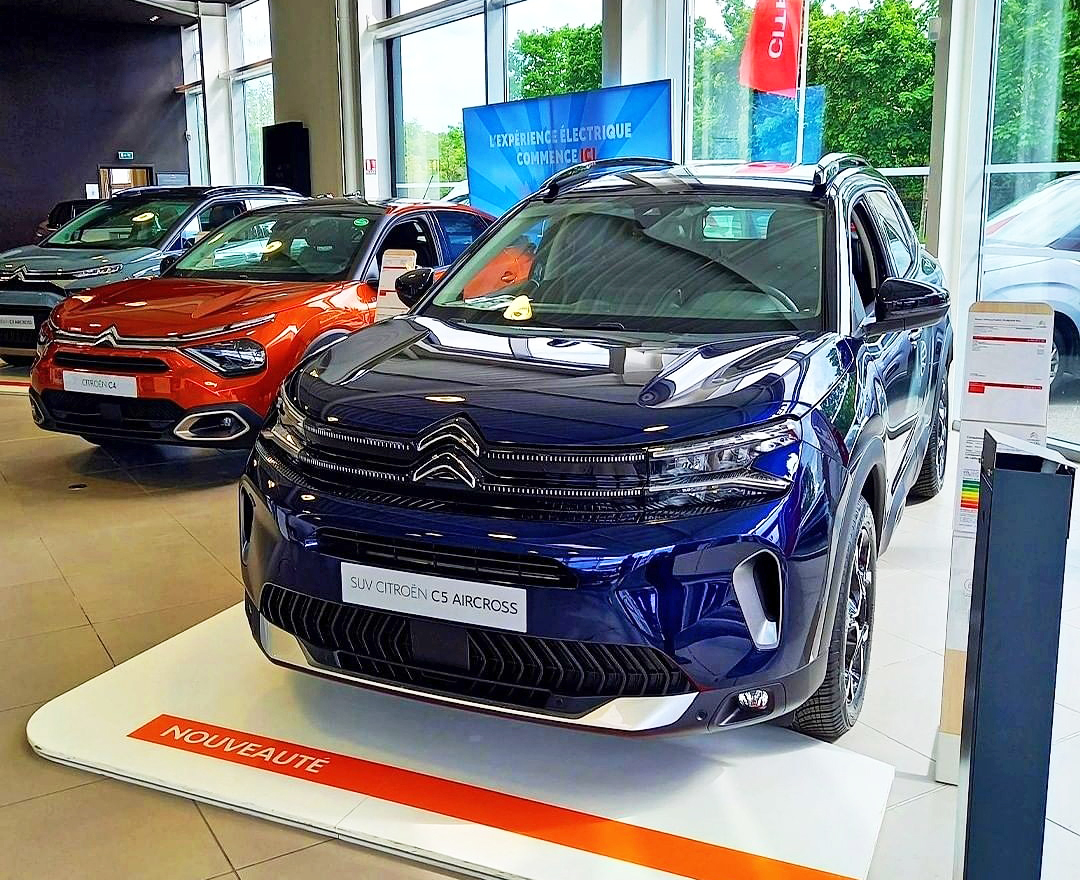 新款雪铁龙C5 Aircross天逸法国到店实拍，国产版即将上市！