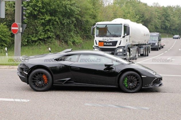 或将在明年上市 兰博基尼Huracan Sterrato最新谍照曝光 