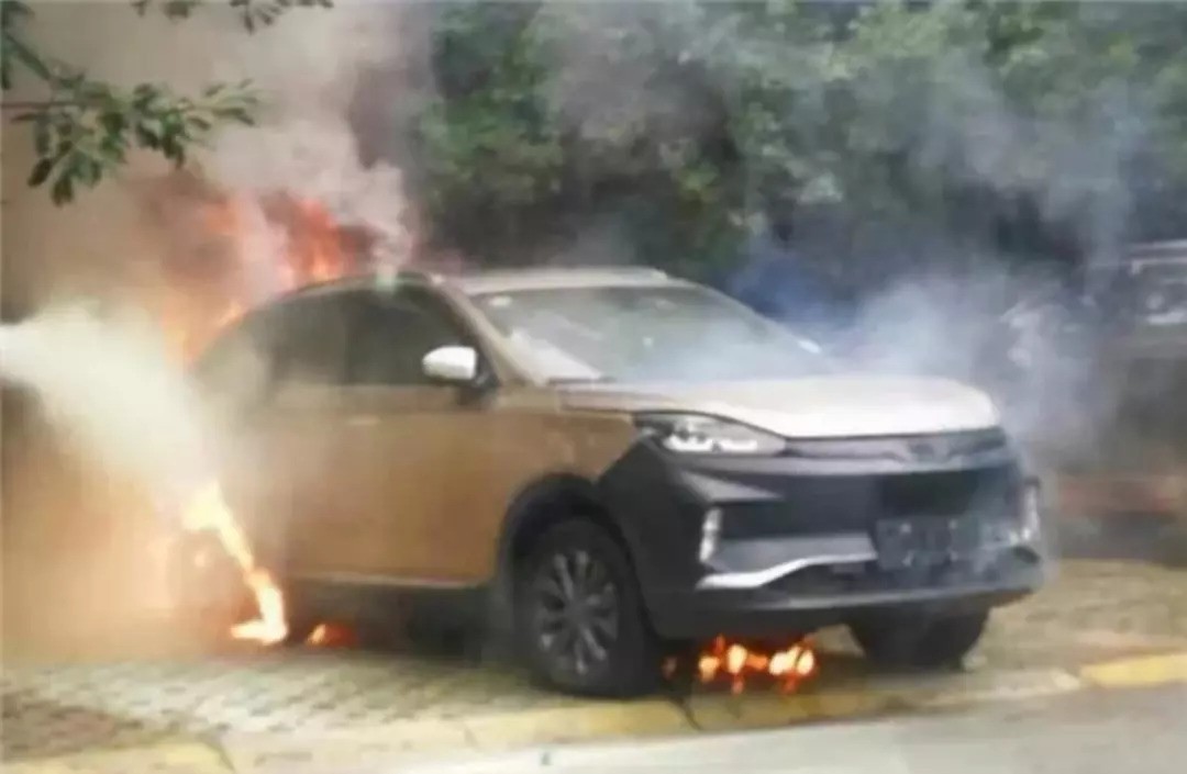 曾被称为“新势力四小龙”，一步错步步错，它还能追上蔚小理吗？