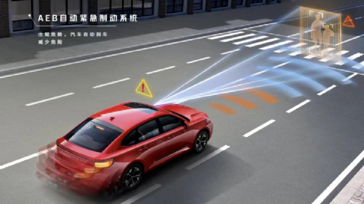 理想L9的自动刹车能刹得住?要对外开放代码,鬼探头仍是难题