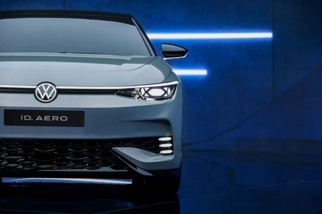 2025年击败特斯拉，掀起全面反攻，大众ID.AERO打响第一枪