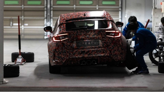 本田最强的压轴燃油车，思域Type-R，手动6速变速箱,40万值吗833.png