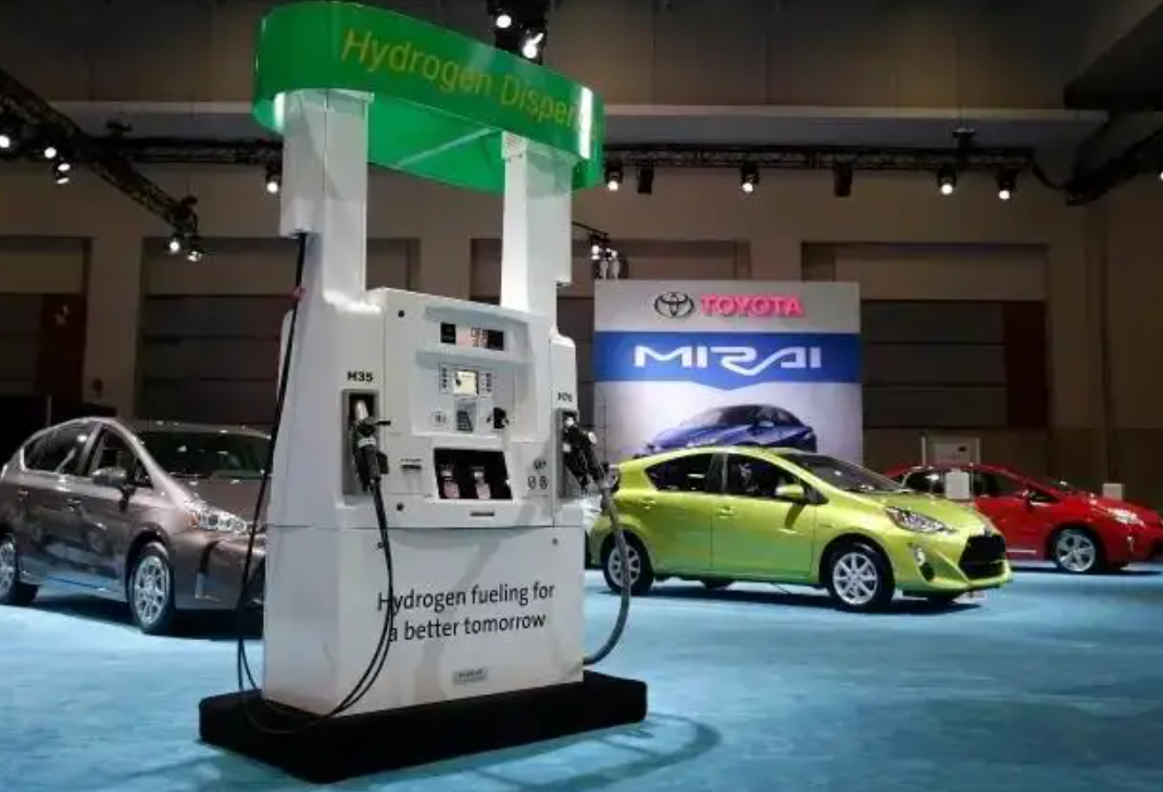 从长安深蓝SL03看氢燃料汽车，狼真的来了？