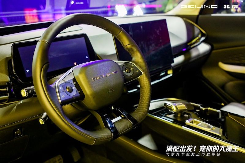 首款搭载HarmonyOS技术的燃油SUV 北京汽车魔方9.99万元起售