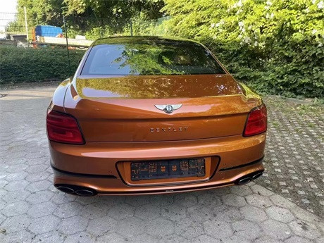 22款宾利飞驰欧版桔橙色可分期降价福利