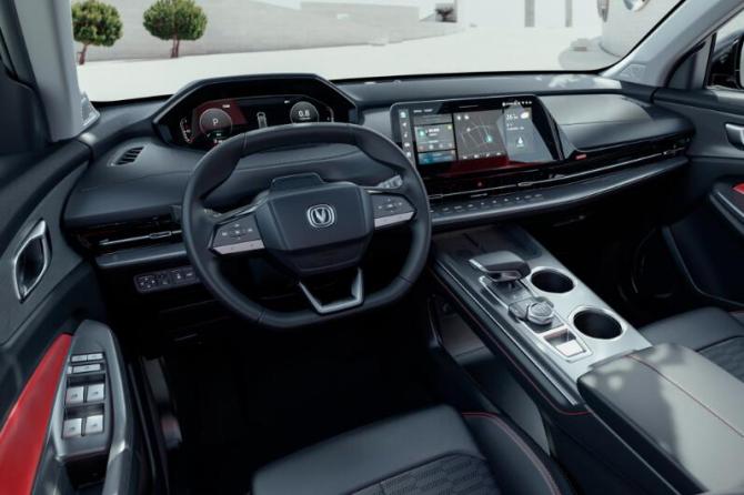 长安CS55 PLUS,2.jpg