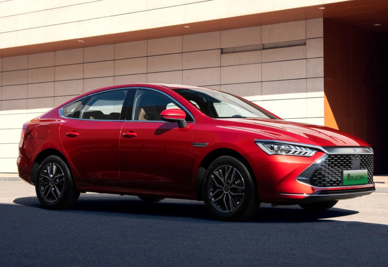 干掉特斯拉Model Y，宋PLUS新能源夺得冠军，7月汽车销量排行发布