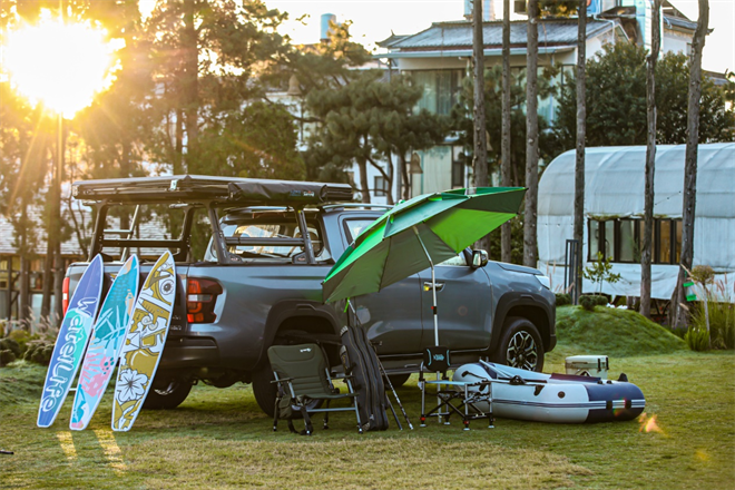 长安皮卡览拓者“后来居上”，蓝鲸动力为“越野露营”添色彩
