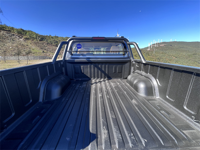 长安皮卡览拓者“后来居上”，蓝鲸动力为“越野露营”添色彩