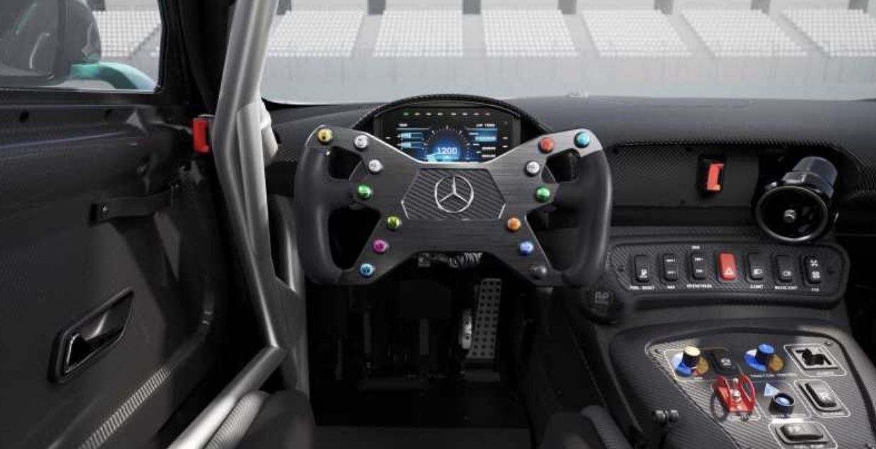 搭载4.0T V8发动机 梅赛德斯-AMG GT2官图发布