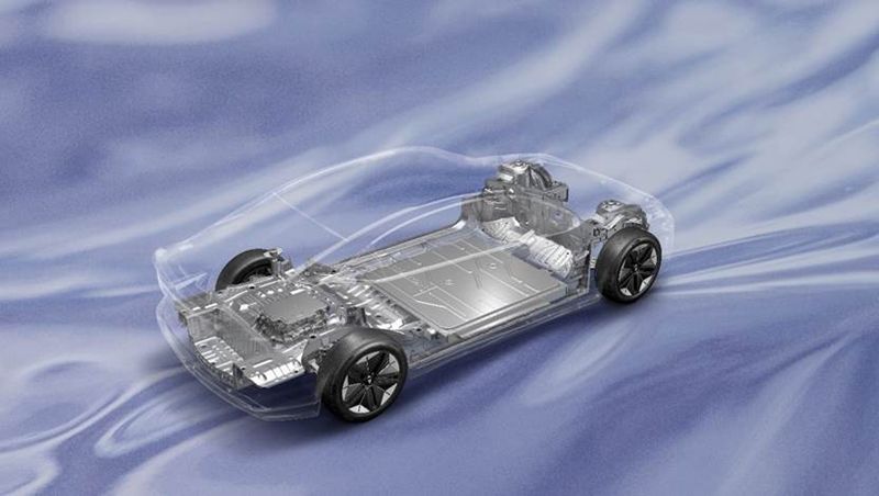 长安深蓝SL03亮相广州车展 2025年将推出6-7款全新产品