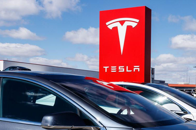 将推出新款Model 3,特斯拉的“第二刀”为什么来得这么快?