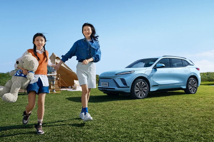 别克大五座智电SUV Electra E5将于4月13日上市