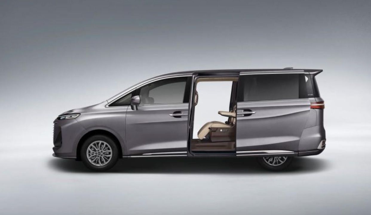 售价为22.98万元起 奔腾M9上海车展上市