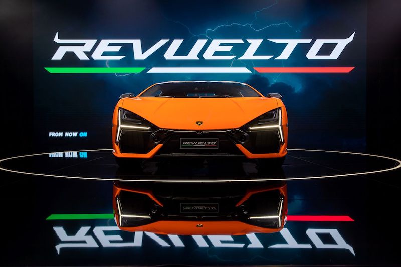 首款HPEV高性能V12混动超跑，兰博基尼Revuelto售629.4994万元