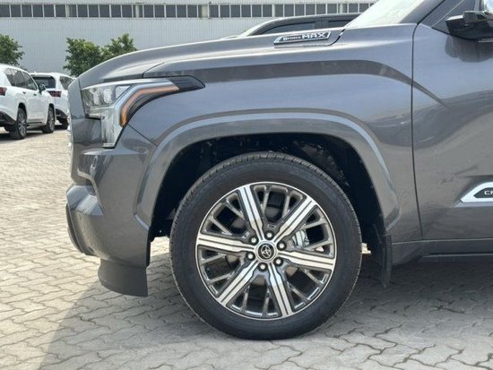 23款丰田红杉混合动力版港口夏季促销中