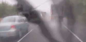 雨天行车视线不清有哪些危害？           
