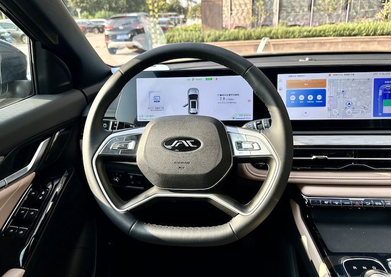 江淮首款插电式混动车型什么样？体验江淮QX PHEV