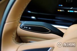 岚图汽车-梦想家