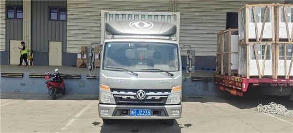 60岁以后我还要跑车 开着东风多利卡超能Y一边赚钱一边玩遍全国！