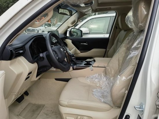 全国分期5万起售23款丰田酷路泽LC300港口现车配置齐全