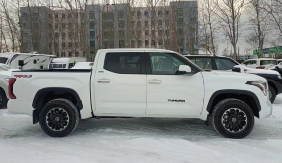 23款丰田坦途3.5TT国六B现车手续齐45万最低售价