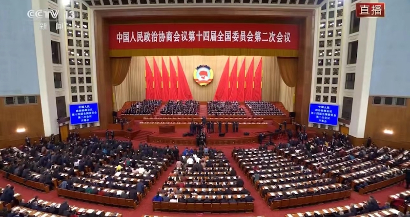 汽车业代表两会建言 关键词:智驾、出口、电池回收