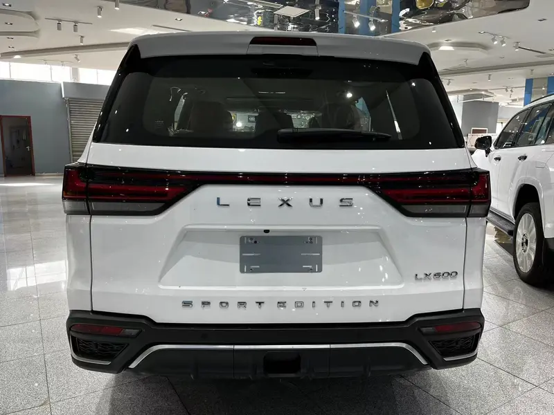 平行进口2024款雷克萨斯LX600运动版 天津港口现车售全国